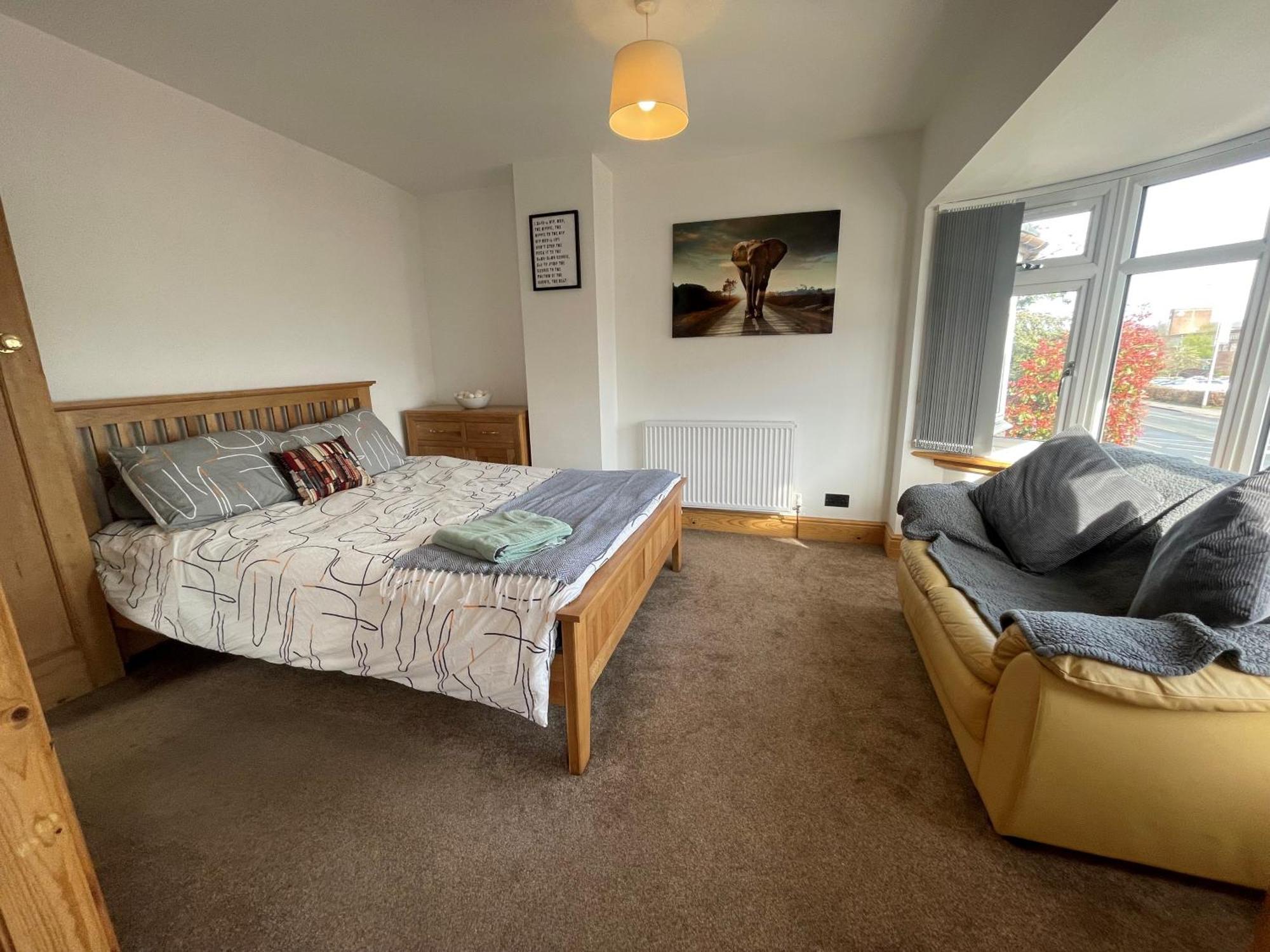 Apartmán 45 Mold Road Wrexham Exteriér fotografie