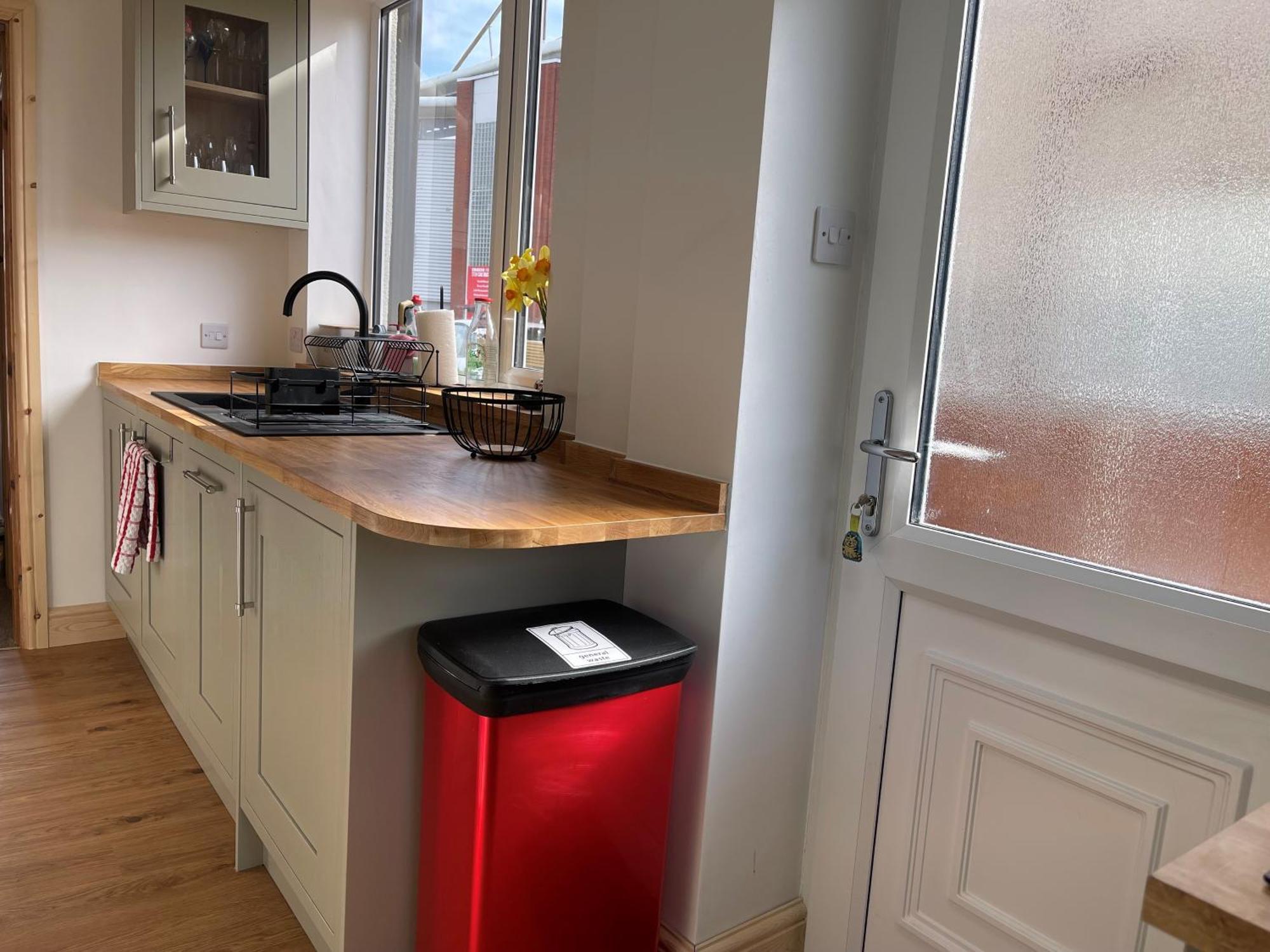 Apartmán 45 Mold Road Wrexham Exteriér fotografie