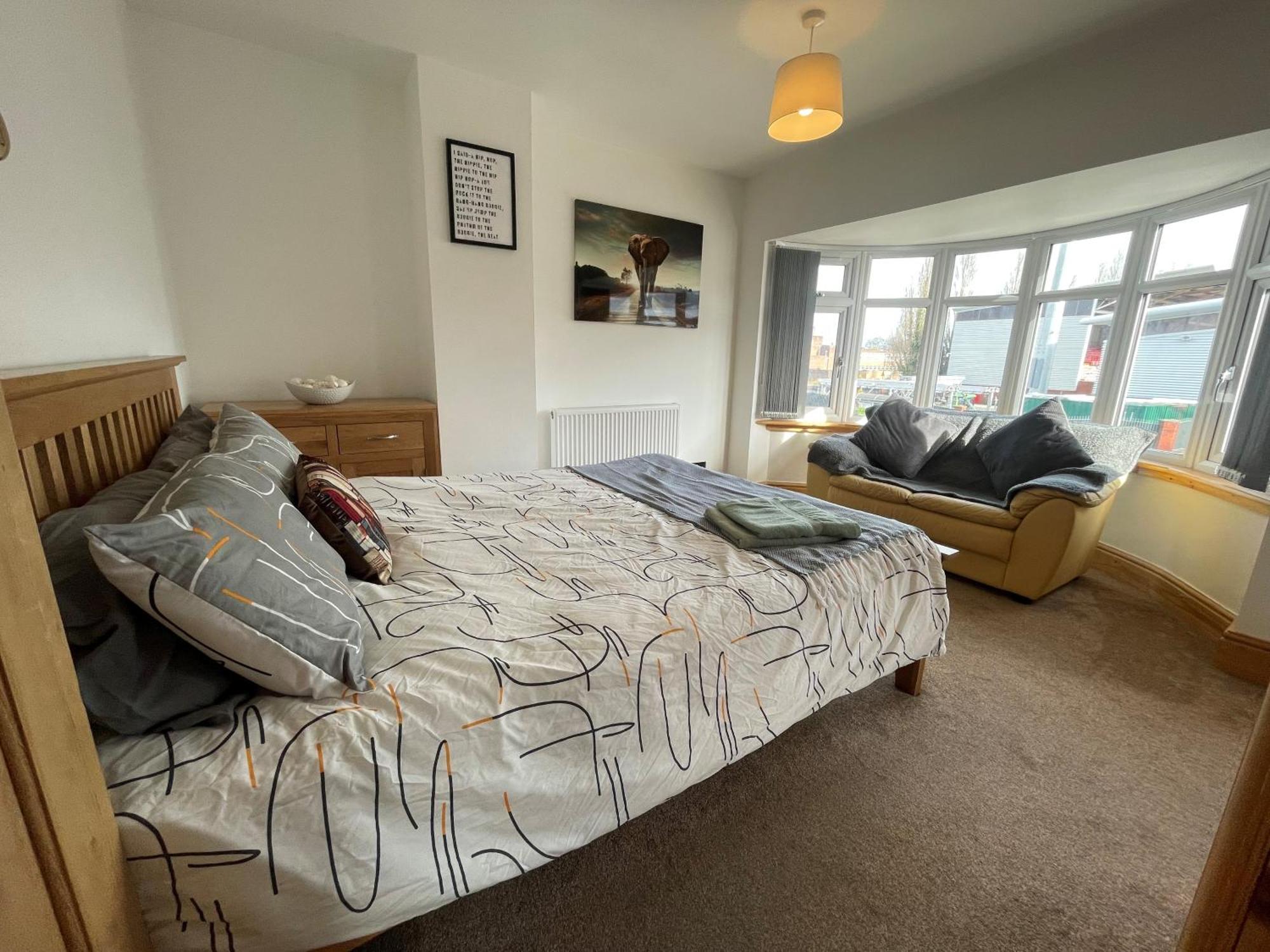 Apartmán 45 Mold Road Wrexham Exteriér fotografie